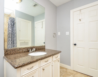 4315 Fernwood Drive - Photo Thumbnail 30