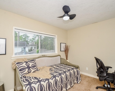 4315 Fernwood Drive - Photo Thumbnail 18