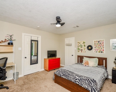 4315 Fernwood Drive - Photo Thumbnail 16