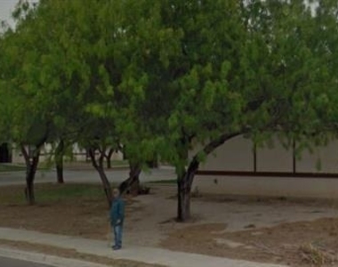 611 S Leo Avenue - Photo Thumbnail 2