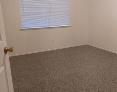 8151 Misty Ridge Lane - Photo Thumbnail 9