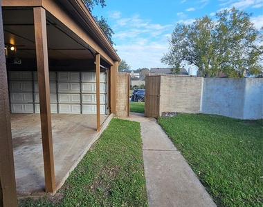 8151 Misty Ridge Lane - Photo Thumbnail 6