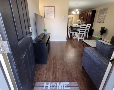 4426 25th Street - Photo Thumbnail 15