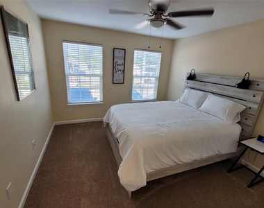 4426 25th Street - Photo Thumbnail 24