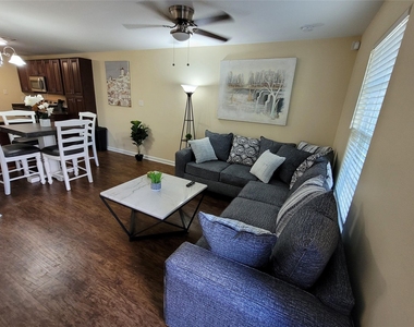 4426 25th Street - Photo Thumbnail 17