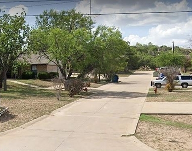 1304 Sheffield Road - Photo Thumbnail 4