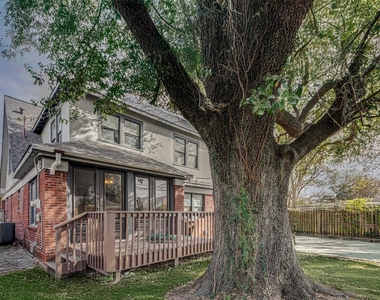 2410 Cleburne Street - Photo Thumbnail 6