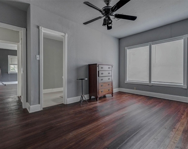 2410 Cleburne Street - Photo Thumbnail 19