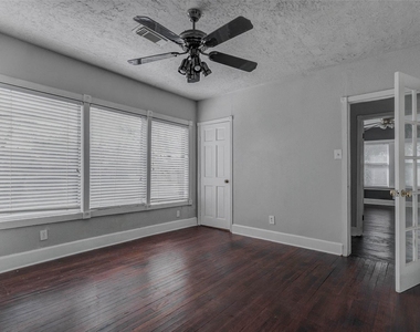 2410 Cleburne Street - Photo Thumbnail 15