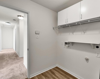 4034 Falvel Shadow Creek Drive - Photo Thumbnail 2