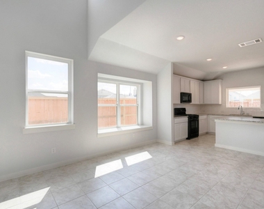 21251 Shore Bluff Drive - Photo Thumbnail 7
