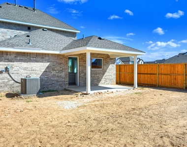21251 Shore Bluff Drive - Photo Thumbnail 31