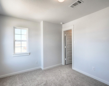 21251 Shore Bluff Drive - Photo Thumbnail 28