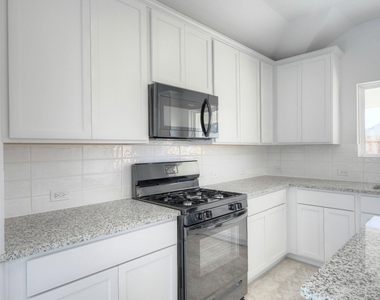 21251 Shore Bluff Drive - Photo Thumbnail 9