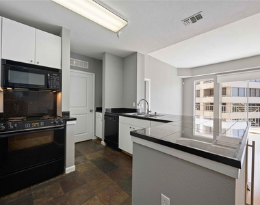 3505 Sage Road - Photo Thumbnail 4