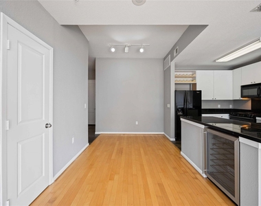 3505 Sage Road - Photo Thumbnail 6