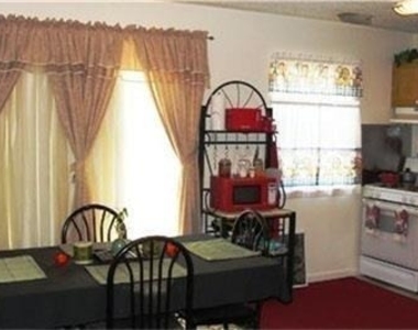 650 Raintree Path - Photo Thumbnail 4
