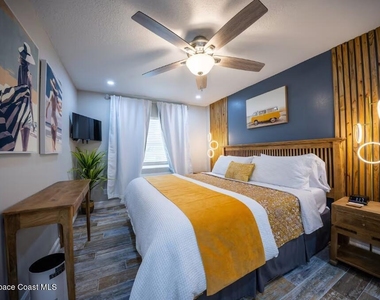 208 W Seminole Avenue - Photo Thumbnail 4