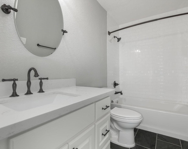405 24th Street Street - Photo Thumbnail 14