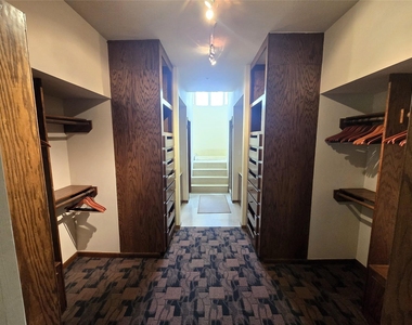 3231 Hemingway Drive - Photo Thumbnail 22