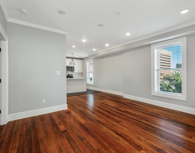 405 24th Street - Photo Thumbnail 7