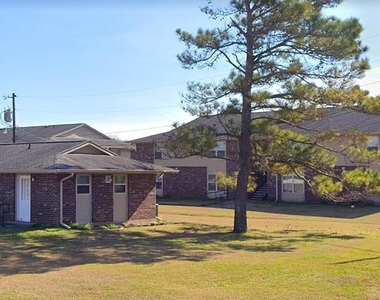 1008 Cottonwood Loop - Photo Thumbnail 1