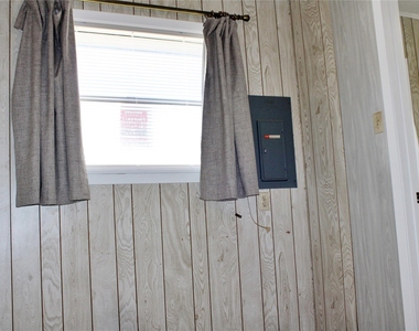 218 Smith Street - Photo Thumbnail 13