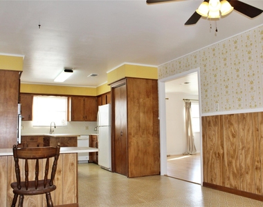 218 Smith Street - Photo Thumbnail 6