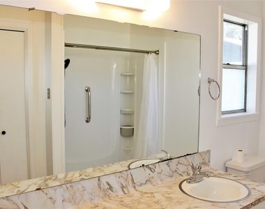 218 Smith Street - Photo Thumbnail 24