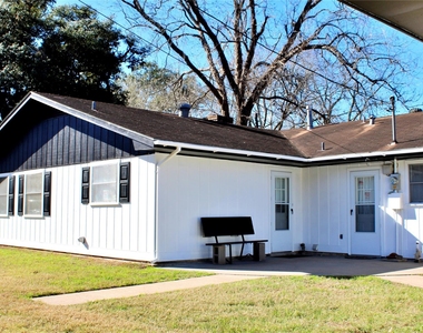 218 Smith Street - Photo Thumbnail 32
