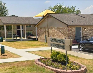 1501 Newland Dr - Photo Thumbnail 7