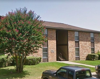 757 Francis Loop - Photo Thumbnail 4