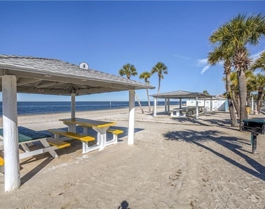 4930 Getner Street - Photo Thumbnail 42