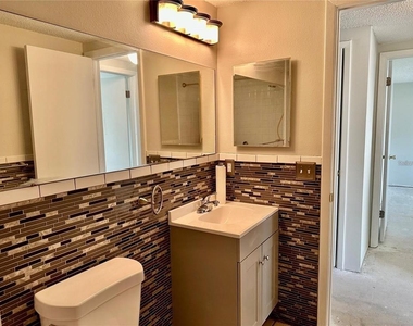 4930 Getner Street - Photo Thumbnail 22