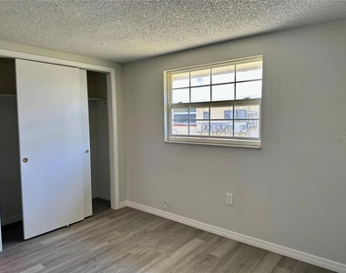 4930 Getner Street - Photo Thumbnail 28