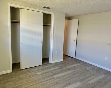 4930 Getner Street - Photo Thumbnail 31