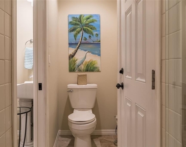 110 Devon Drive - Photo Thumbnail 25