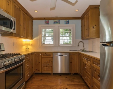 110 Devon Drive - Photo Thumbnail 24