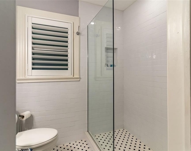 110 Devon Drive - Photo Thumbnail 15