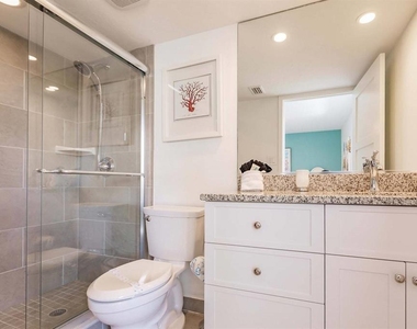 1125 W Peppertree Drive - Photo Thumbnail 18