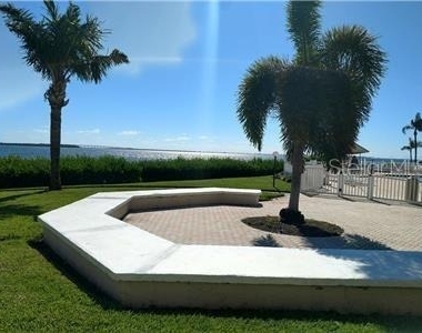 6268 Palma Del Mar Boulevard S - Photo Thumbnail 17