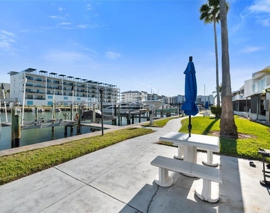 240 Medallion Boulevard - Photo Thumbnail 19