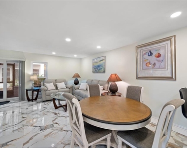 240 Medallion Boulevard - Photo Thumbnail 2