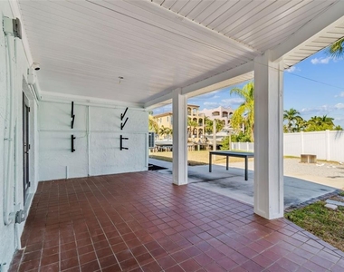 1733 Bayou Grande Boulevard Ne - Photo Thumbnail 8