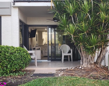 6361 Bahia Del Mar Boulevard - Photo Thumbnail 20