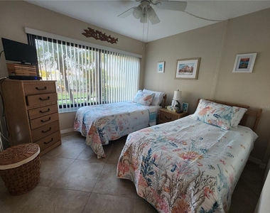 6361 Bahia Del Mar Boulevard - Photo Thumbnail 15