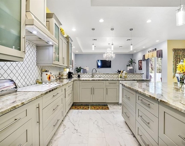 4562 Se 136th Lane - Photo Thumbnail 6