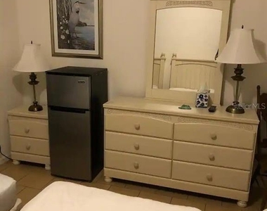 2250 San Vital Drive - Photo Thumbnail 10