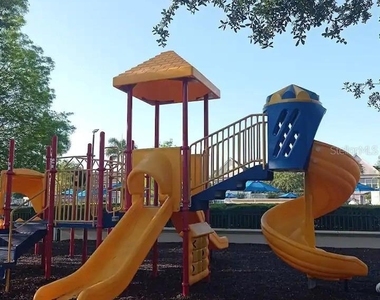 2250 San Vital Drive - Photo Thumbnail 13