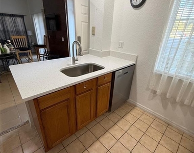 2250 San Vital Drive - Photo Thumbnail 5